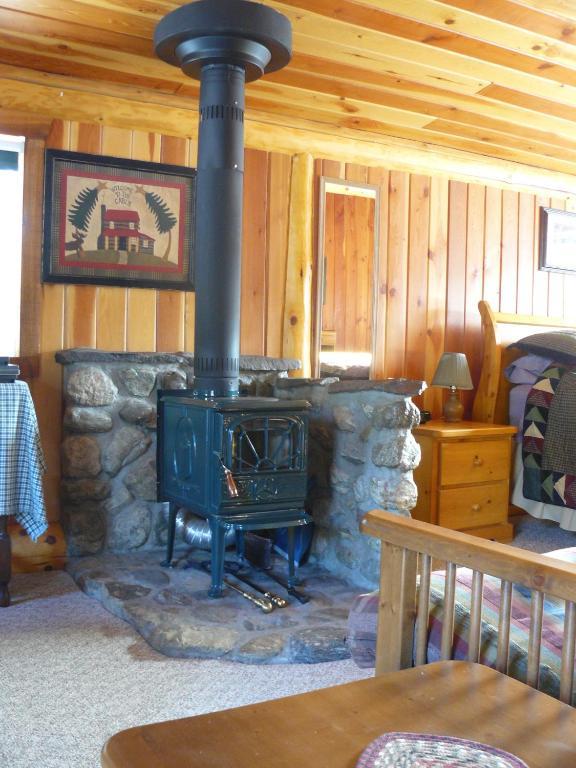 Hitching Post Resort Kelowna Kamer foto