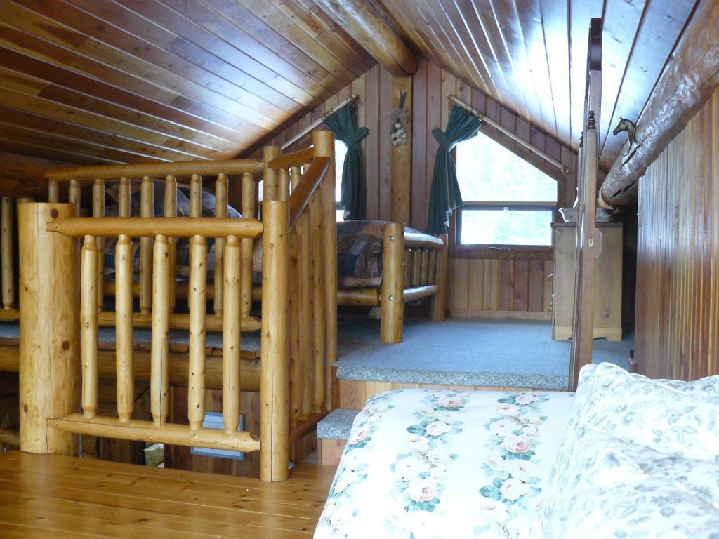 Hitching Post Resort Kelowna Kamer foto