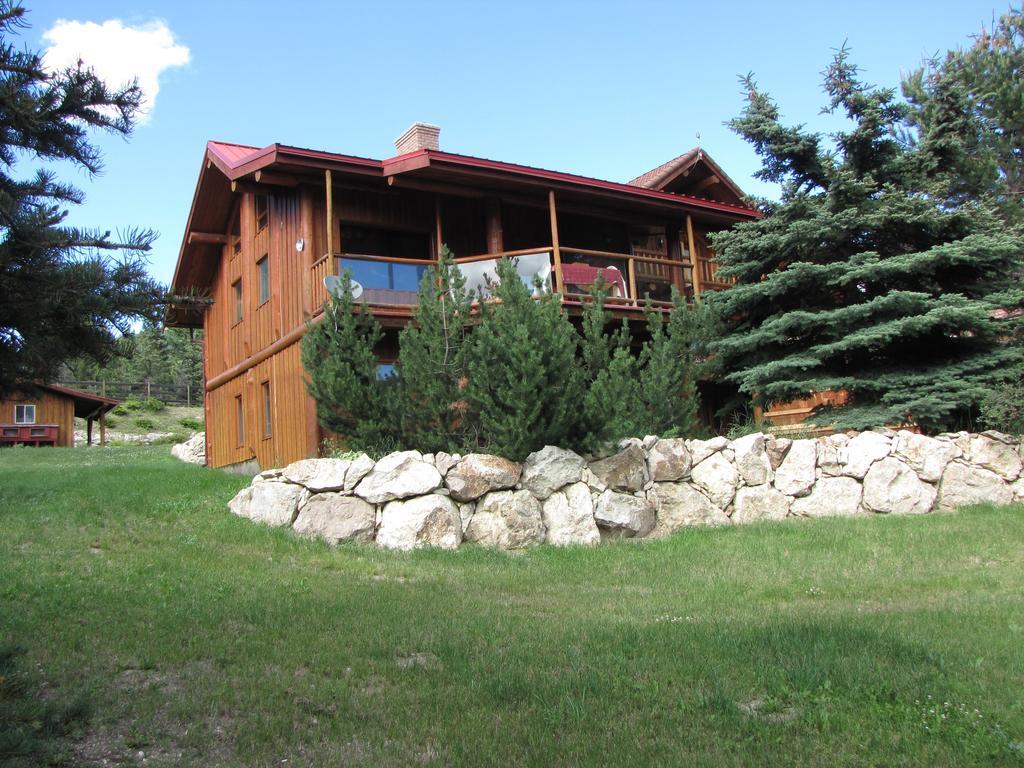 Hitching Post Resort Kelowna Buitenkant foto